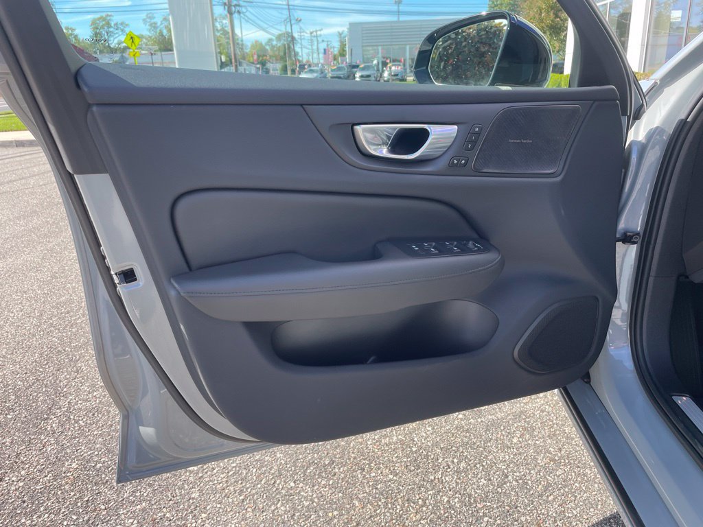 Certified 2024 Volvo S60 B5 Plus w/ Climate Package AWD/4WD image 20