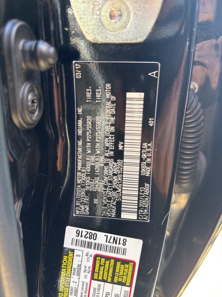 Used 2017 Toyota Sequoia Limited w/ Safety & Convenience Package image 26