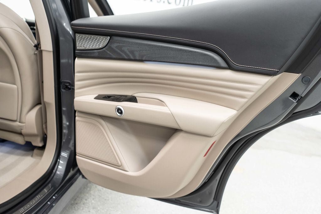 Used 2023 Maserati Grecale GT AWD/4WD image 27