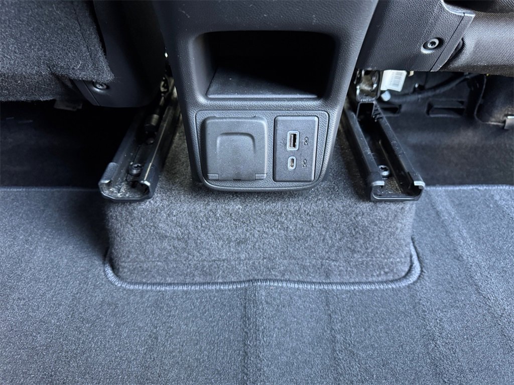 Used 2022 Chevrolet TrailBlazer RS w/ Convenience Package image 29