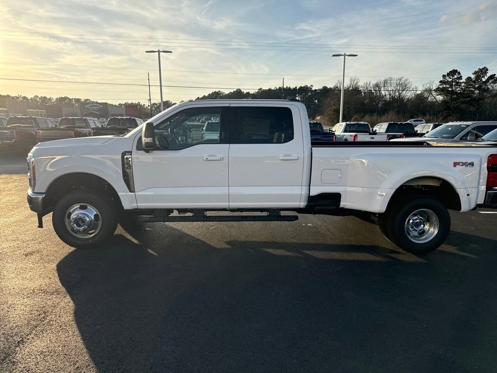 New 2026 Ford F350 XLT w/ XLT Premium Package image 4