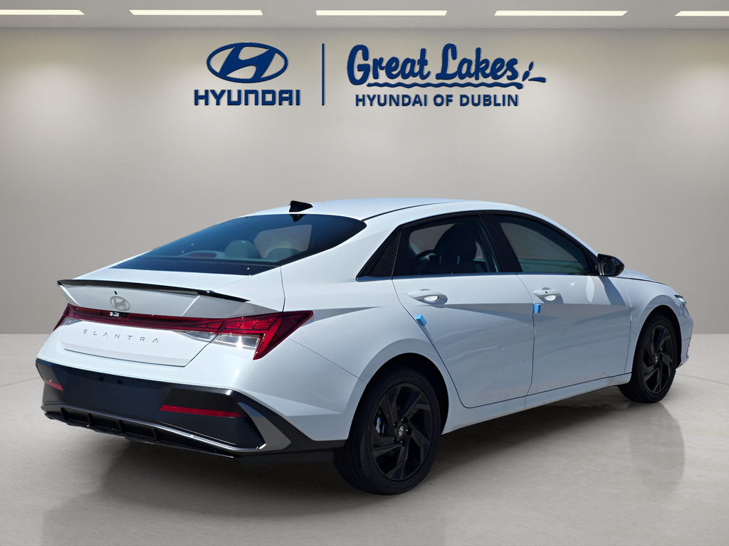 New 2026 Hyundai Elantra SEL Sport Premium FWD image 5