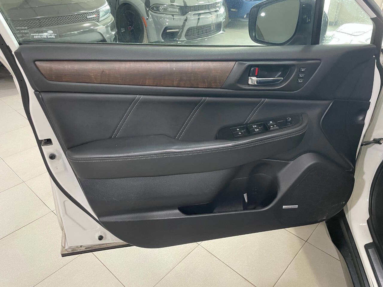 Used 2018 Subaru Outback 3.6R Limited image 15
