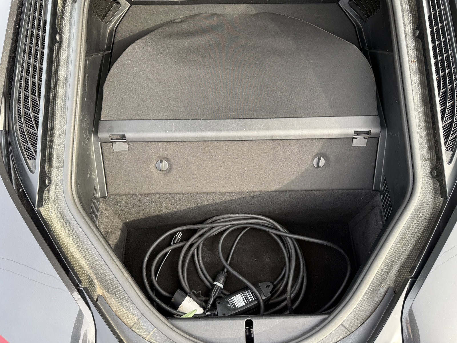 Used 2015 BMW i8 image 17