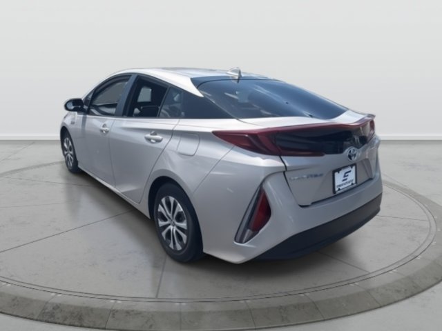 Used 2022 Toyota Prius Prime LE FWD image 4