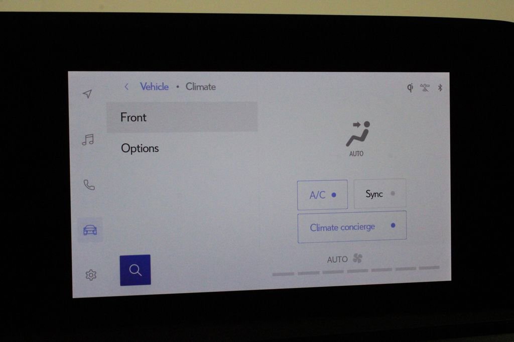 Used 2024 Lexus ES 350 w/ Premium Package image 36