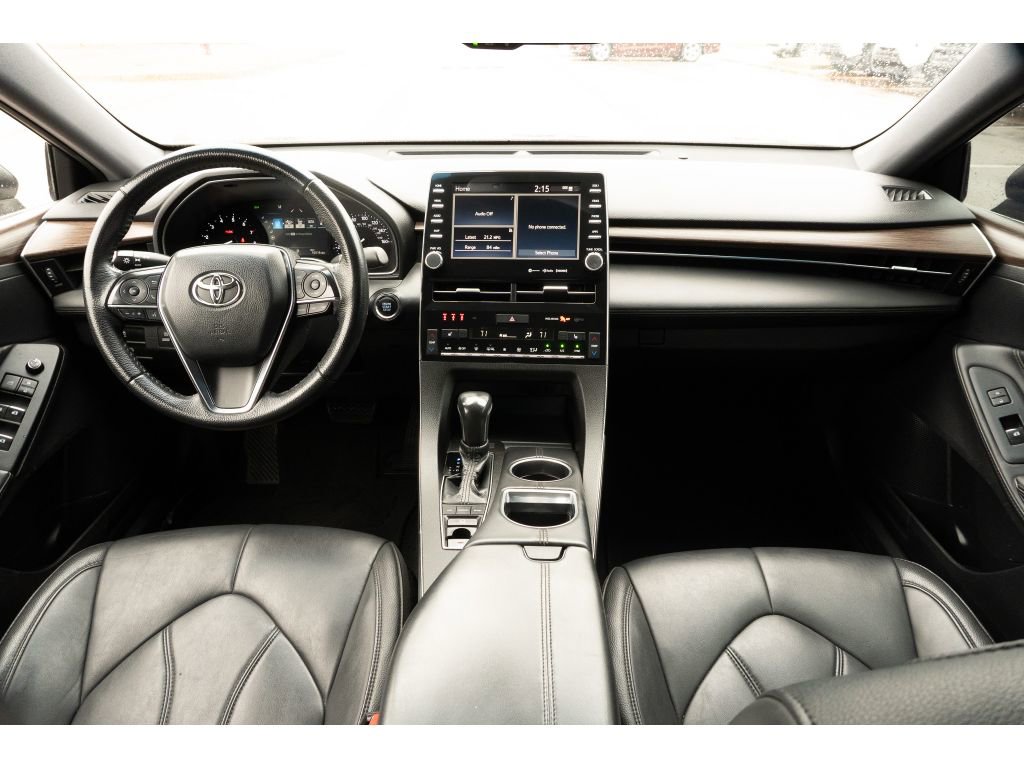 Used 2021 Toyota Avalon XLE image 19