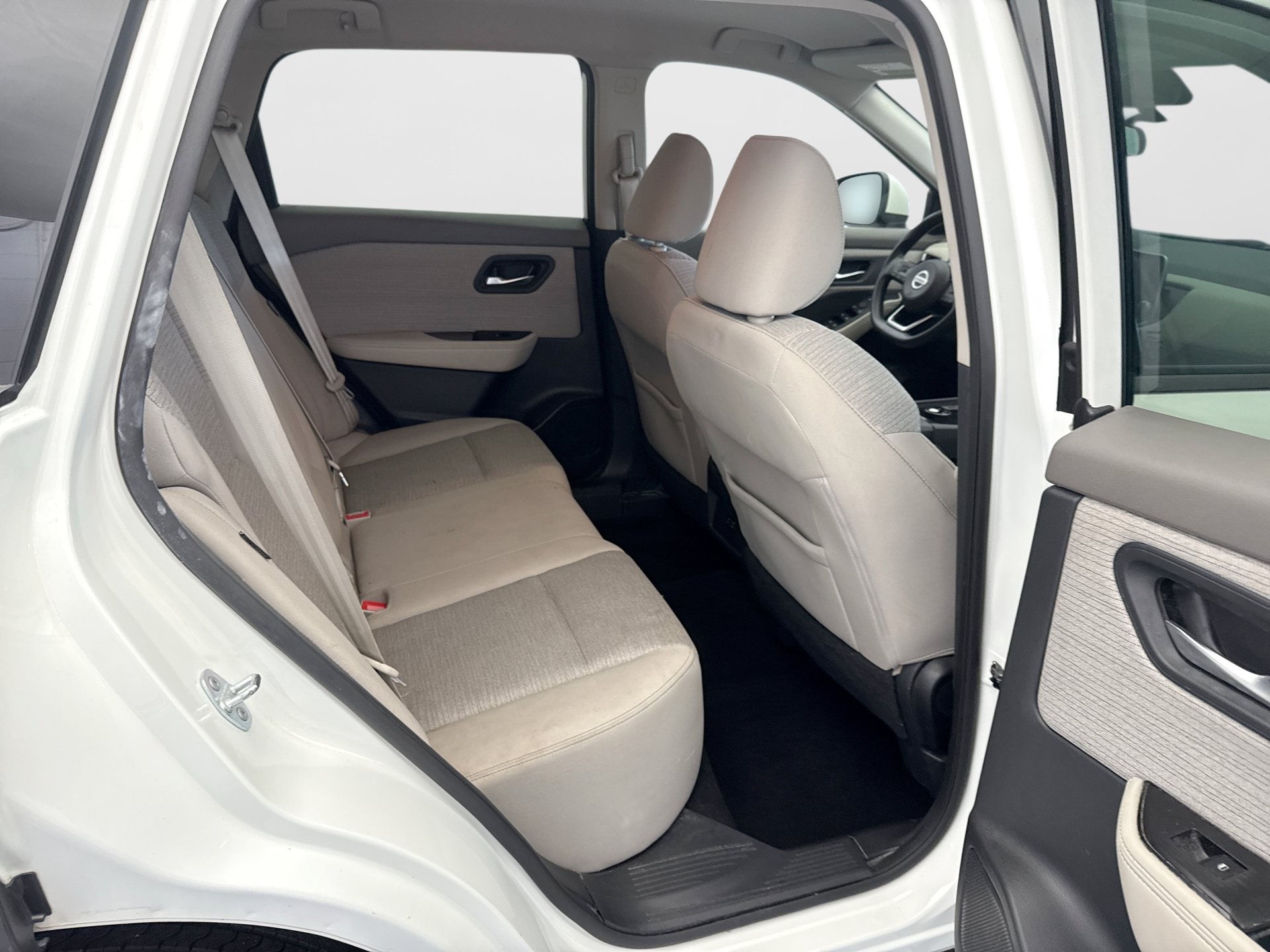 Used 2021 Nissan Rogue SV AWD/4WD image 17