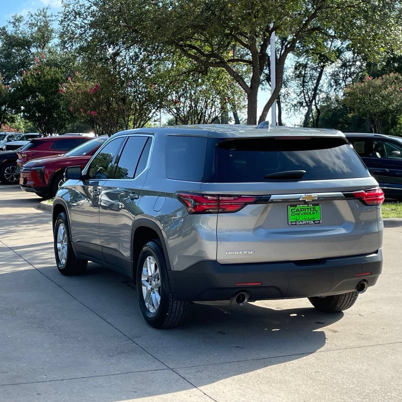 Certified 2023 Chevrolet Traverse LS w/ Safety Package FWD image 4