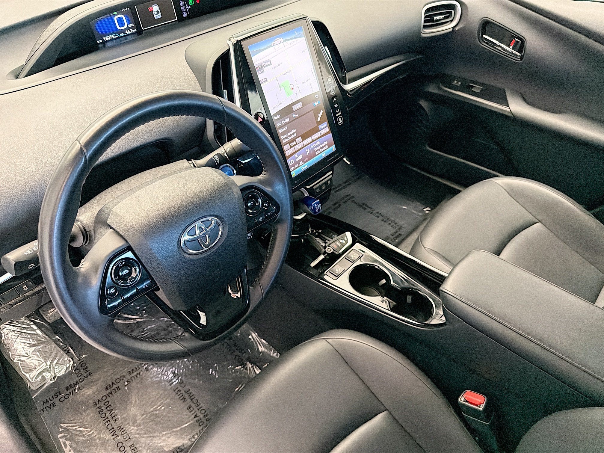 Used 2020 Toyota Prius Prime XLE FWD image 7