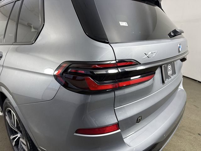 Used 2026 BMW X7 xDrive40i image 31