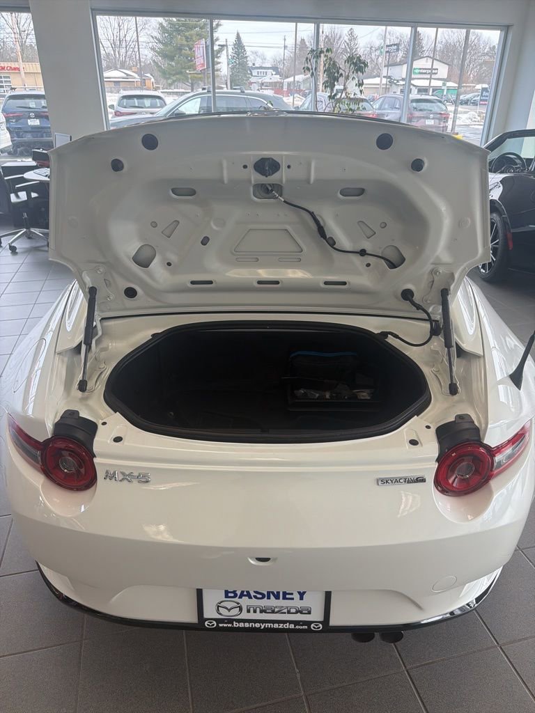 Certified 2025 MAZDA MX-5 Miata RF Grand Touring w/ Appearance Package image 8