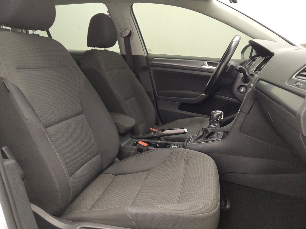 Used 2018 Volkswagen Golf S AWD/4WD image 21
