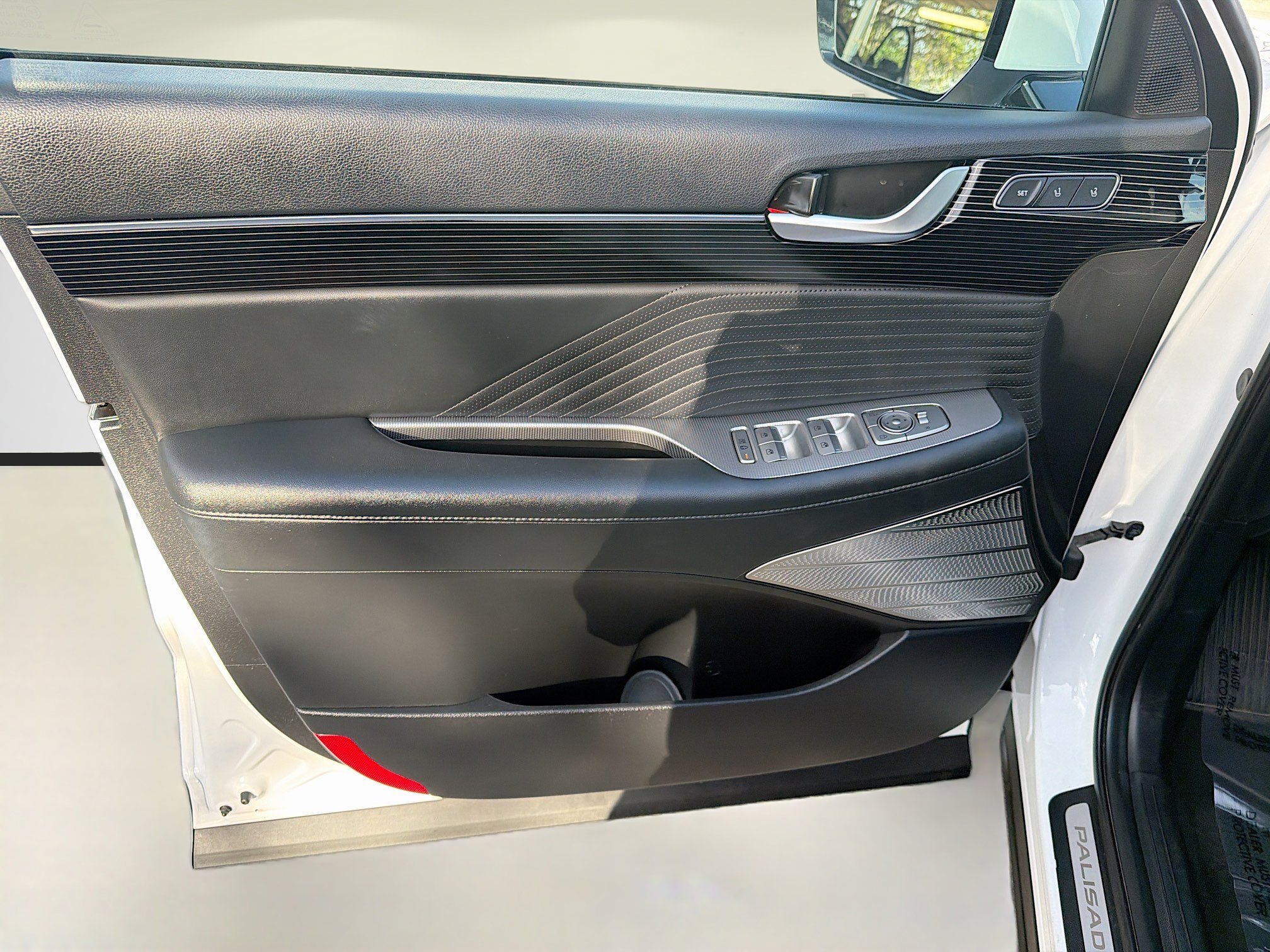 Used 2023 Hyundai Palisade Calligraphy w/ Cargo Package image 17