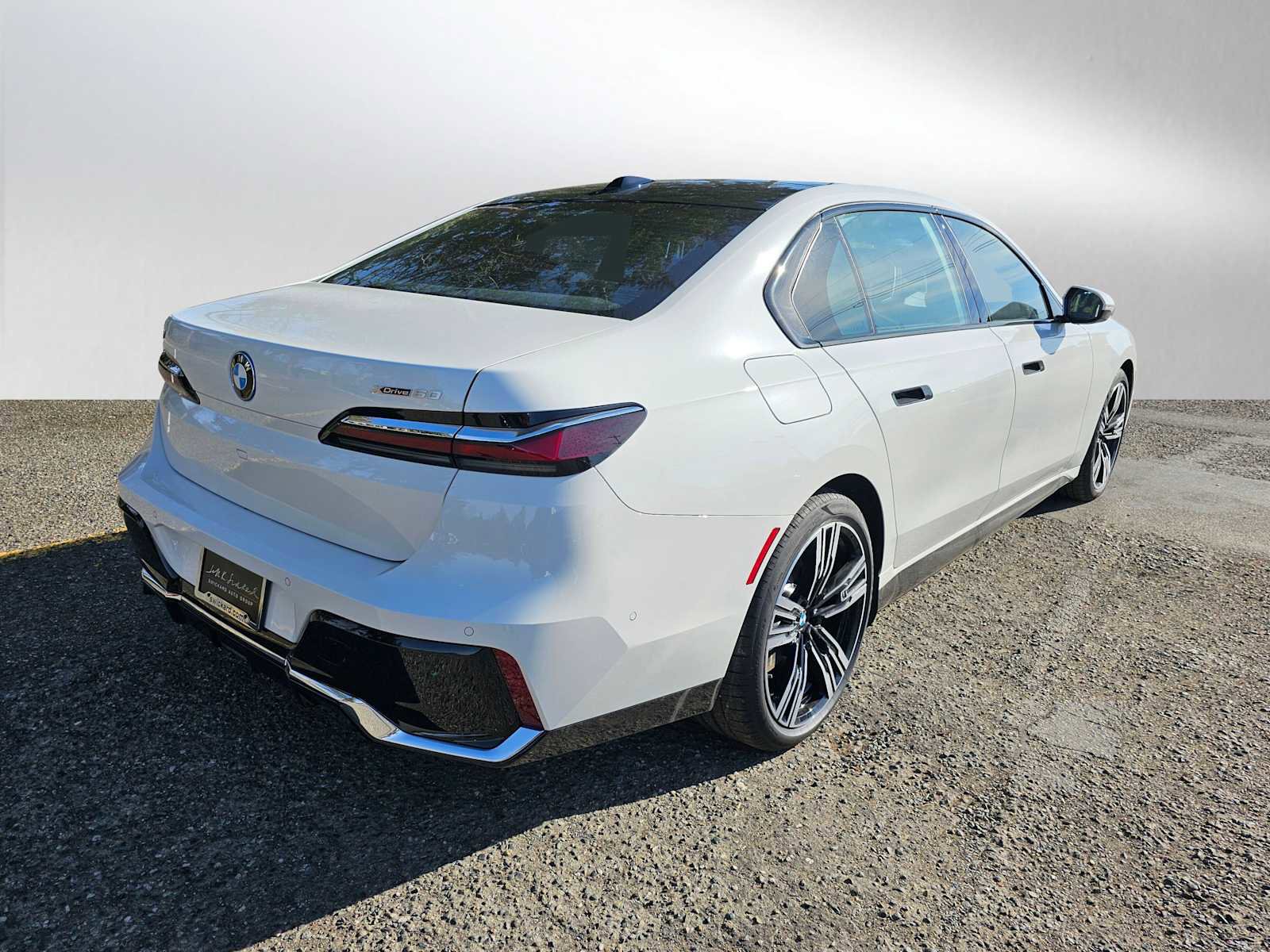 Used 2024 BMW i7 xDrive60 image 6