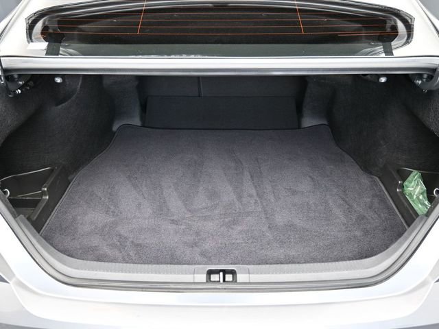 Used 2025 Toyota Camry SE w/ Convenience Package image 30