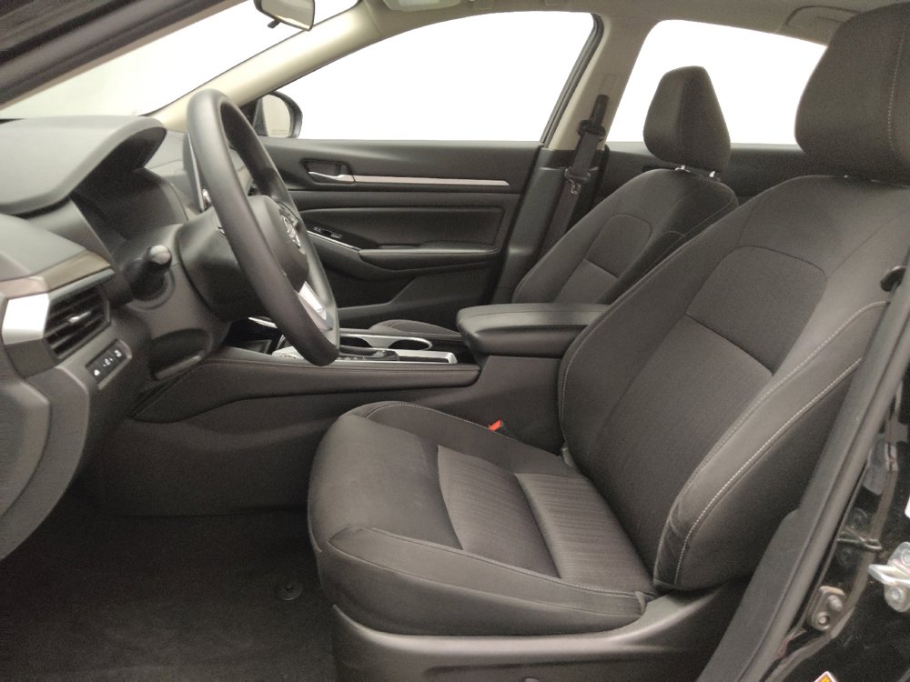 Used 2023 Nissan Altima 2.5 SV image 17