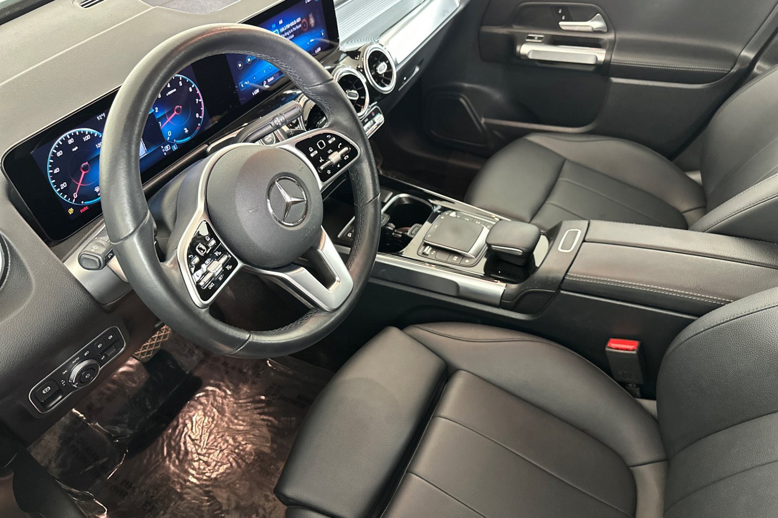 Used 2022 Mercedes-Benz GLB 250 image 9