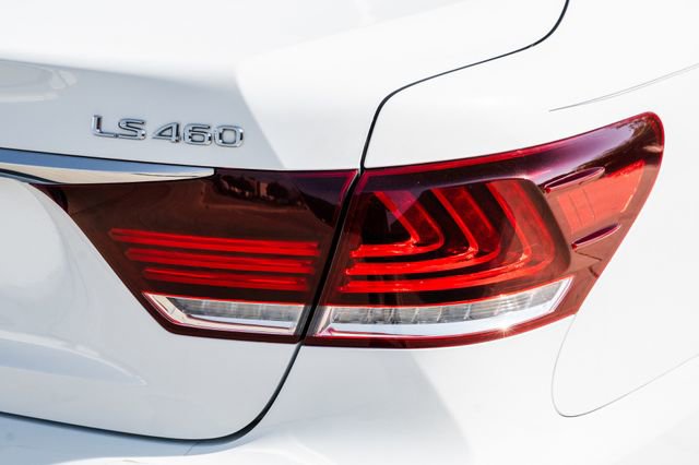 Used 2013 Lexus LS 460 w/ F-Sport Pkg RWD image 60