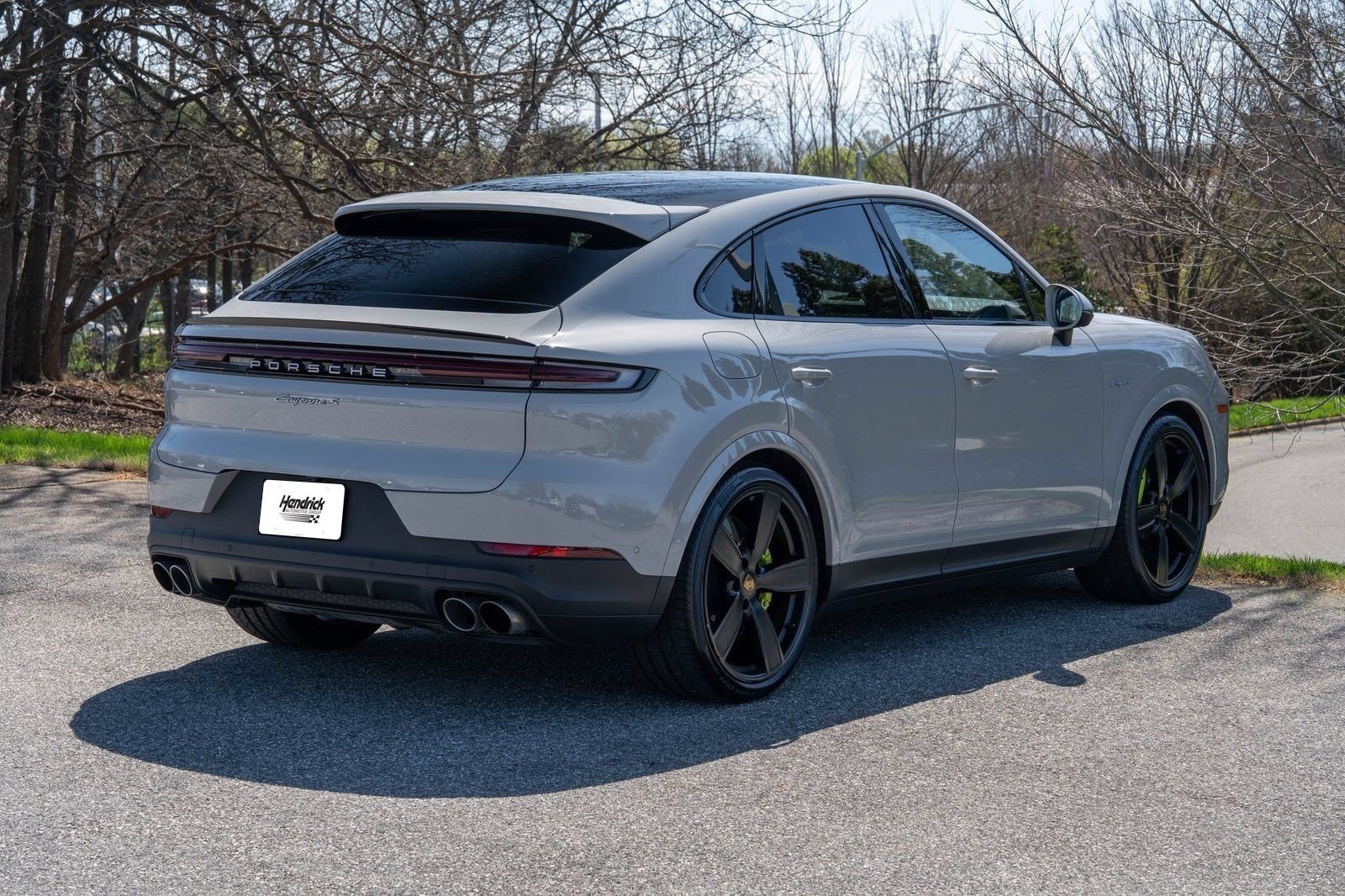 Certified 2025 Porsche Cayenne S w/ Premium Package Plus AWD/4WD image 8