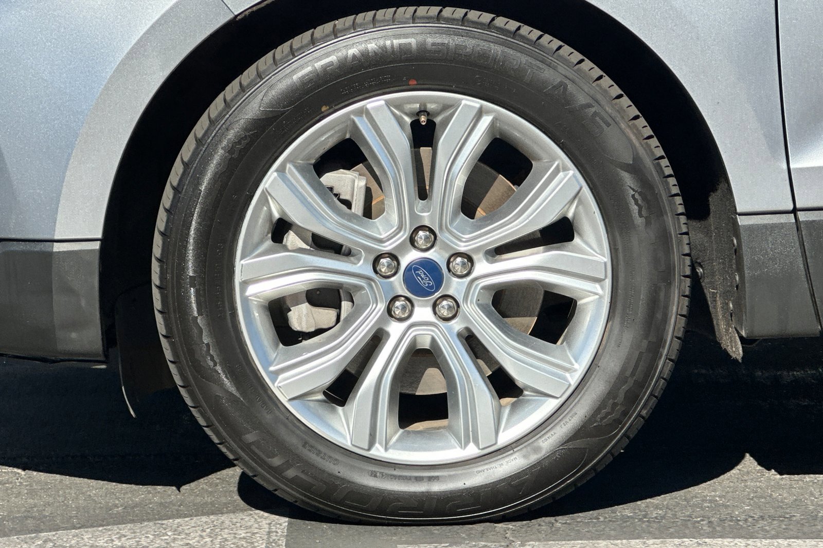 Used 2022 Ford Edge Titanium image 26