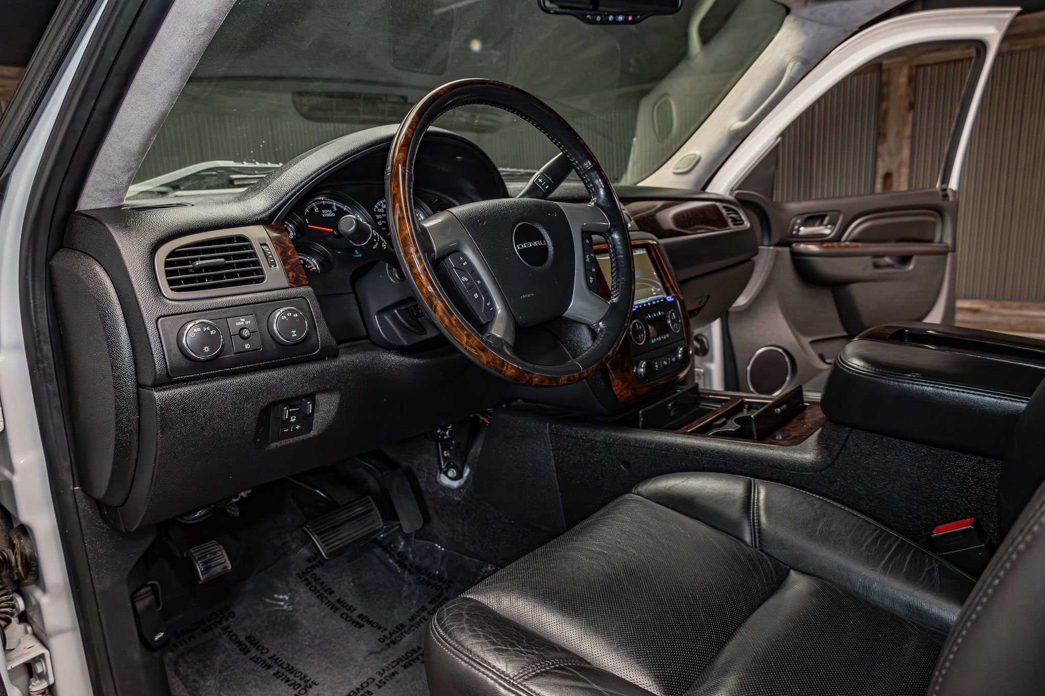 Used 2012 GMC Sierra 3500 Denali image 14