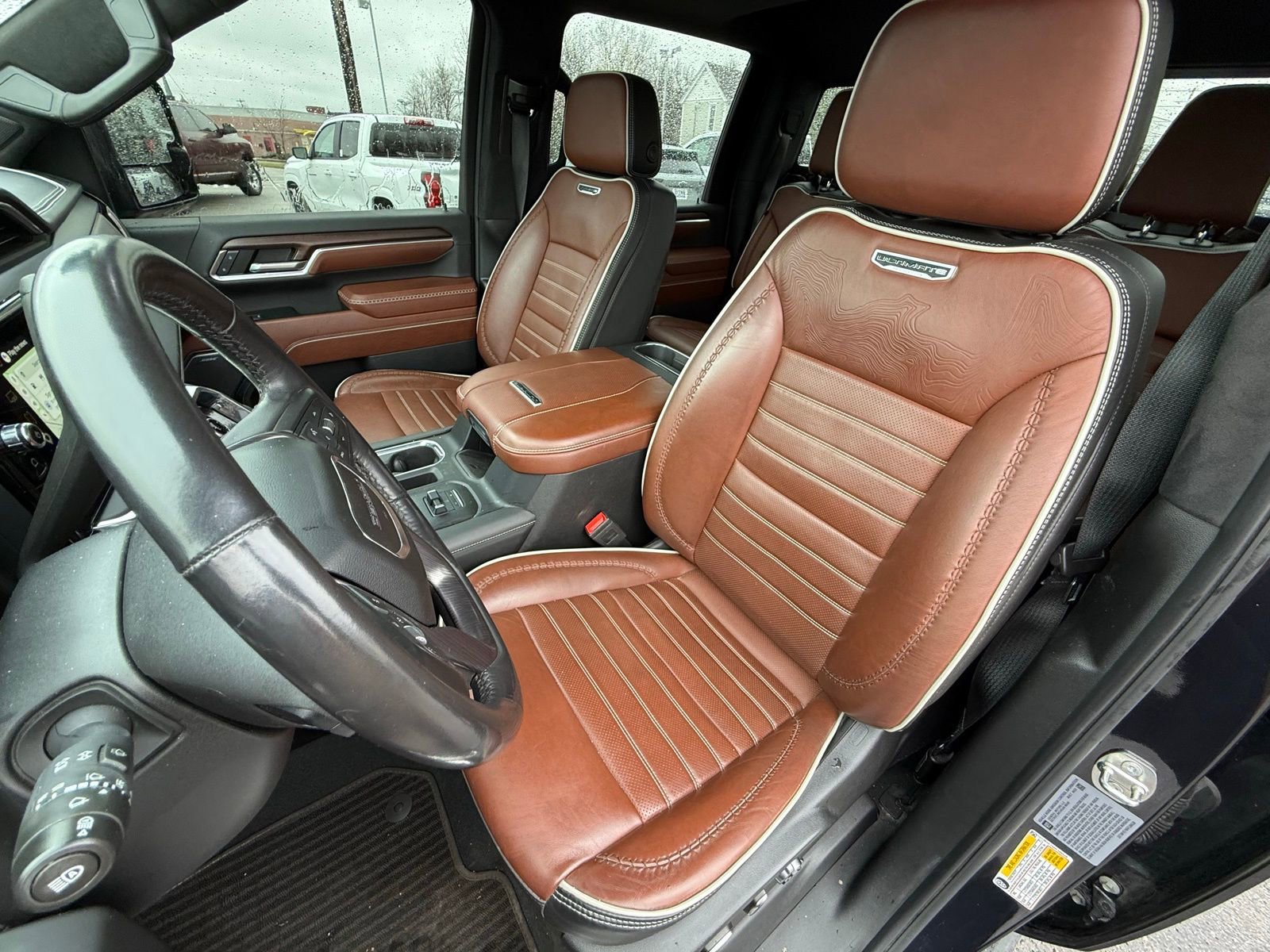 Used 2024 GMC Sierra 3500 Denali Ultimate image 25