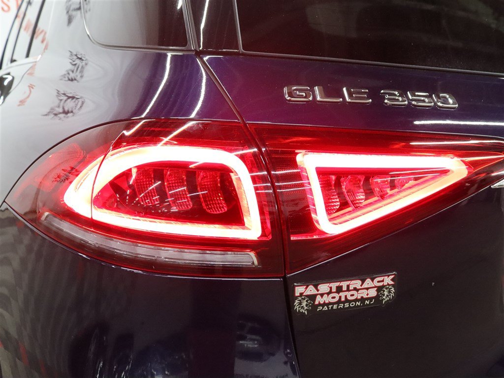 Used 2022 Mercedes-Benz GLE 350 4MATIC image 10