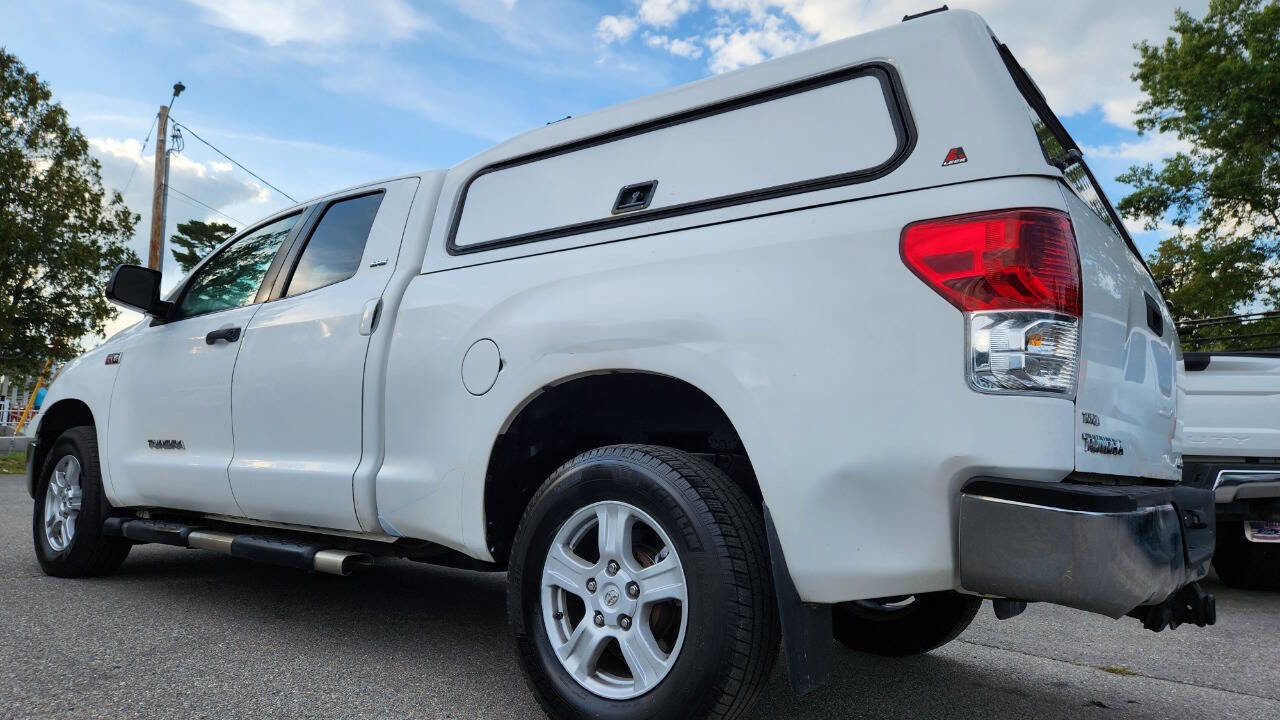Used 2011 Toyota Tundra 4x4 Double Cab image 9