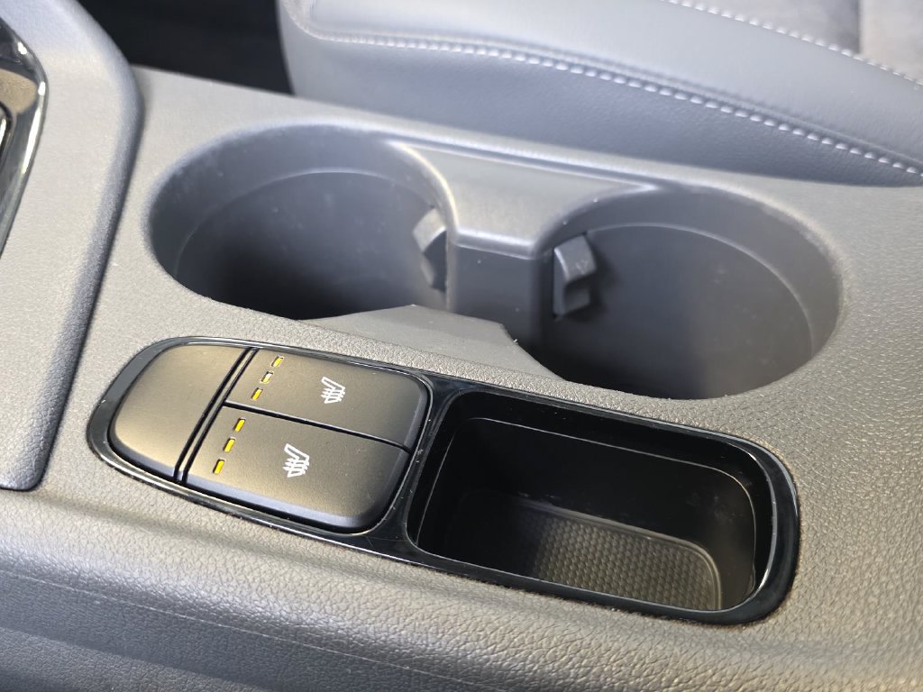 Used 2019 Kia Niro EX FWD image 20