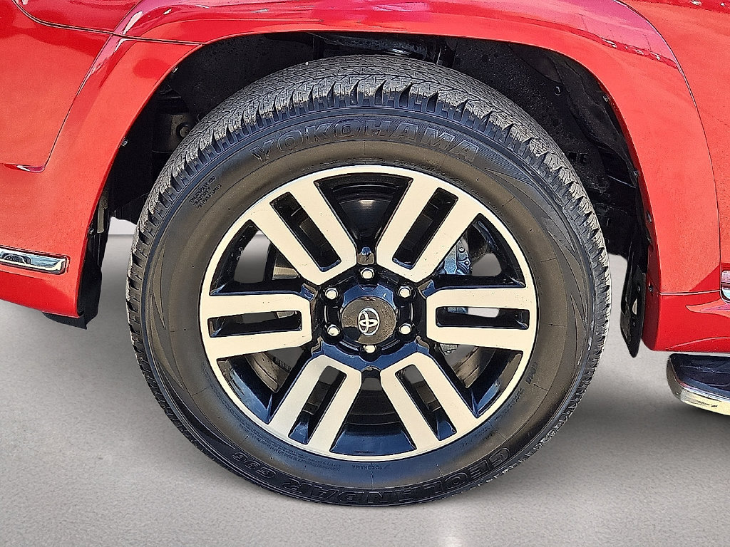 Used 2024 Toyota 4Runner Limited AWD/4WD image 13