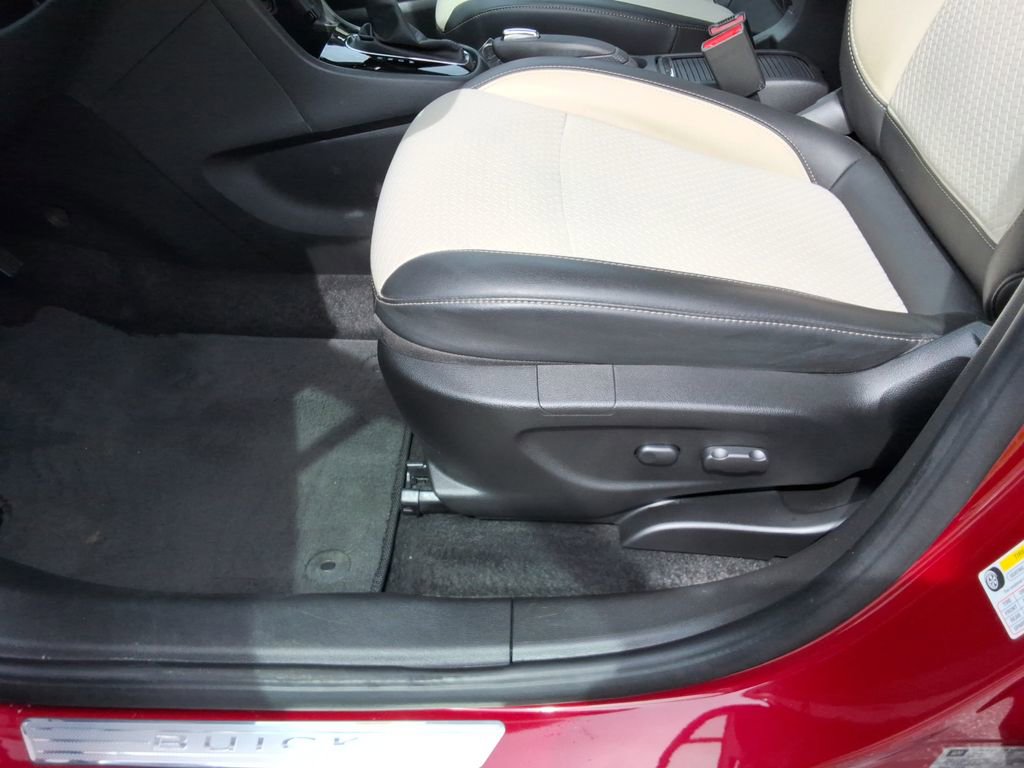 Used 2019 Buick Encore Preferred image 23
