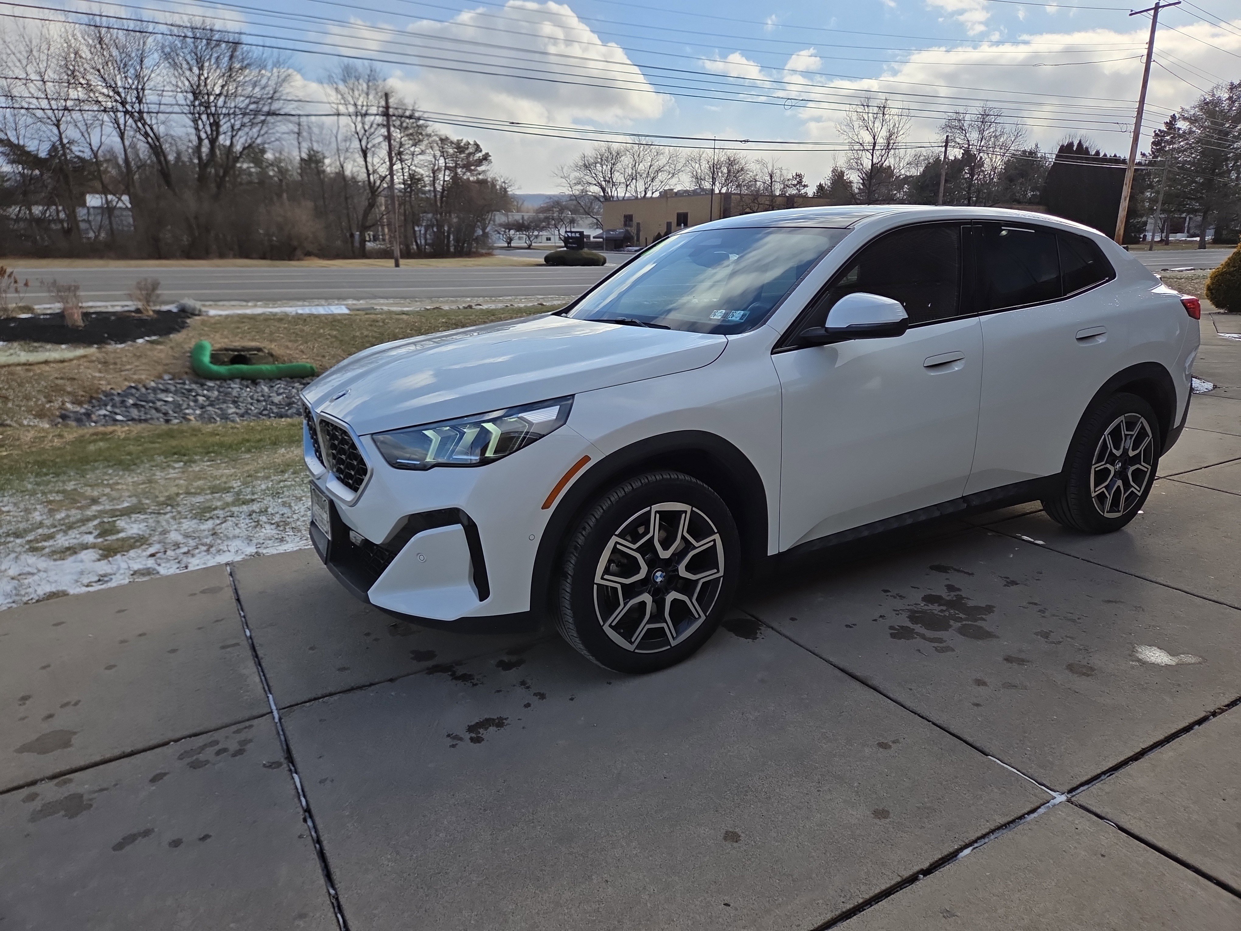 Used 2025 BMW X2 xDrive28i image 8
