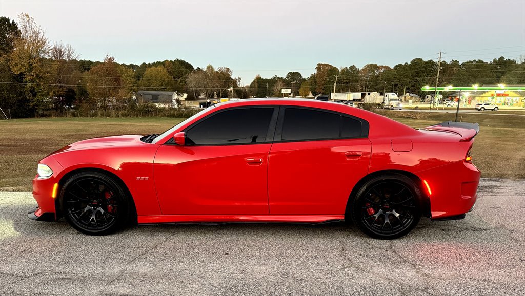 Used 2015 Dodge Charger SRT w/ Harman/Kardon Audio Group RWD image 11