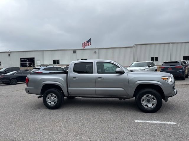 Used 2021 Toyota Tacoma SR AWD/4WD image 6