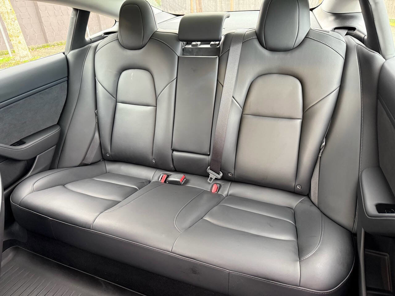 Used 2020 Tesla Model 3 Long Range image 8