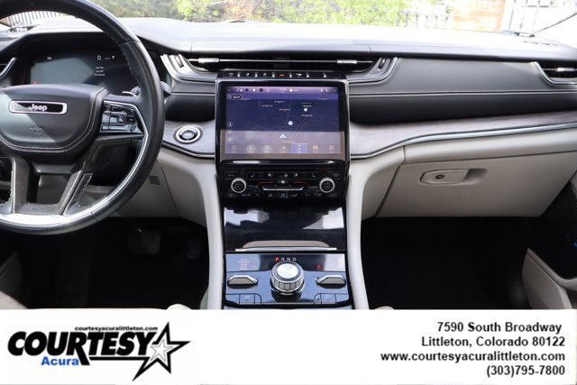 Used 2022 Jeep Grand Cherokee L Overland w/ Luxury Tech Group IV AWD/4WD image 10