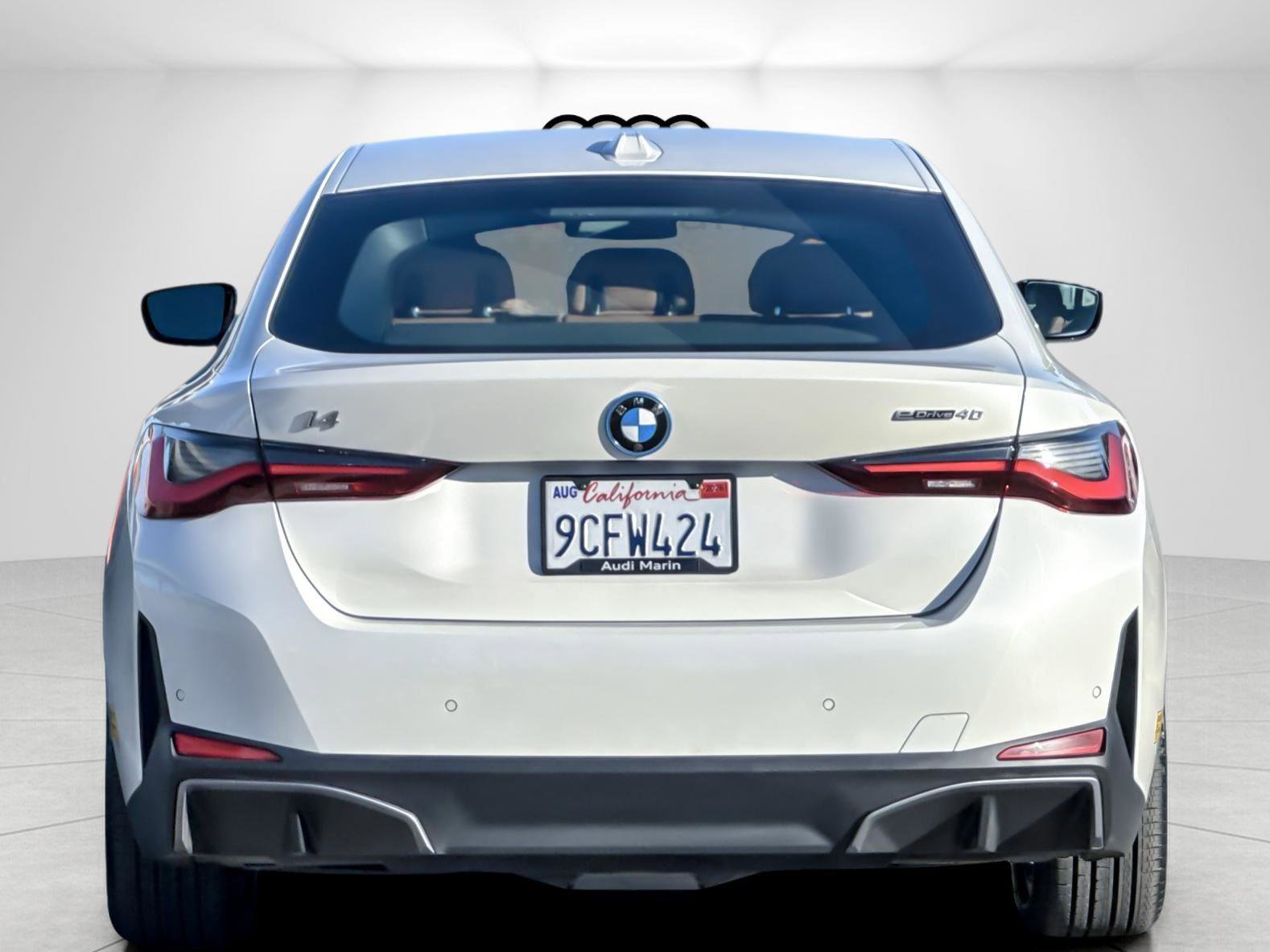 Used 2022 BMW i4 eDrive40 image 4