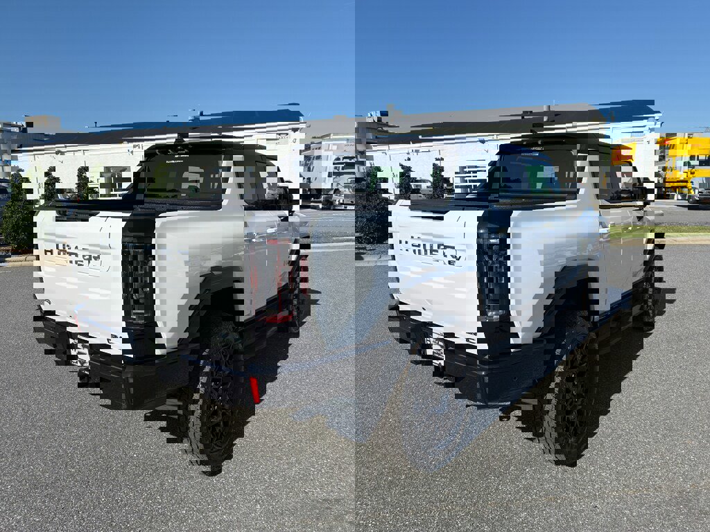 New 2026 GMC Hummer EV 4x4 Crew Cab image 5