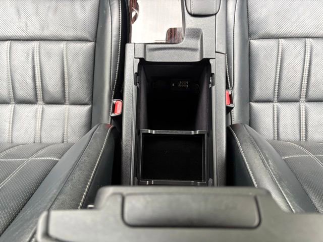 Used 2018 Lexus ES 350 w/ Luxury Package w/Wood Trim FWD image 17