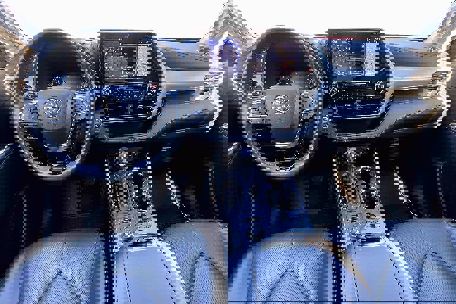 Used 2022 Toyota Highlander Platinum image 15