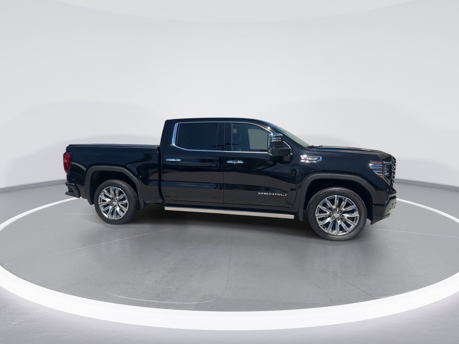 Used 2024 GMC Sierra 1500 Denali w/ Denali Reserve Package image 10
