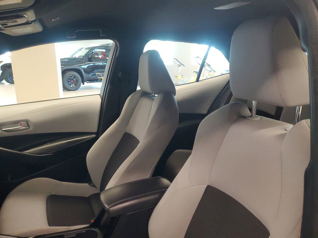 Used 2024 Toyota Corolla SE image 16