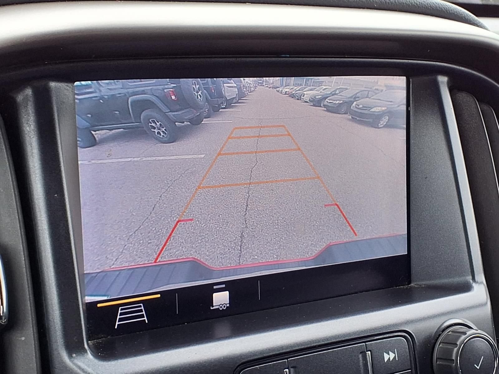 Used 2019 Chevrolet Colorado Z71 AWD/4WD image 23
