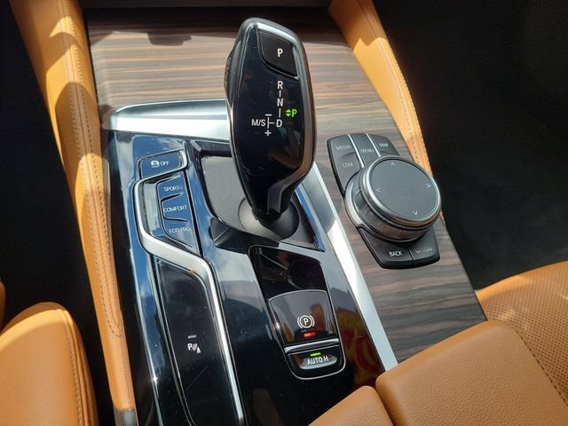 Used 2023 BMW 540i w/ M Sport Package RWD image 36