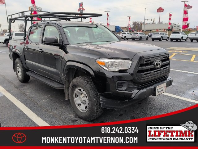 Used 2016 Toyota Tacoma SR image 1