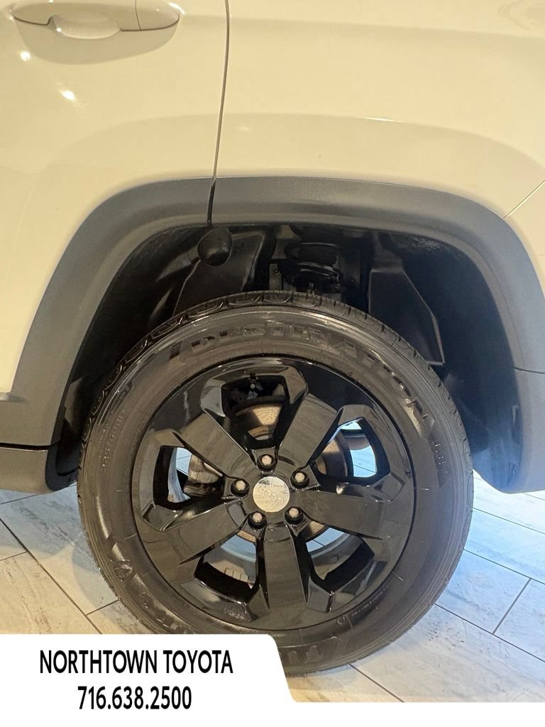 Used 2021 Jeep Compass Latitude AWD/4WD image 9