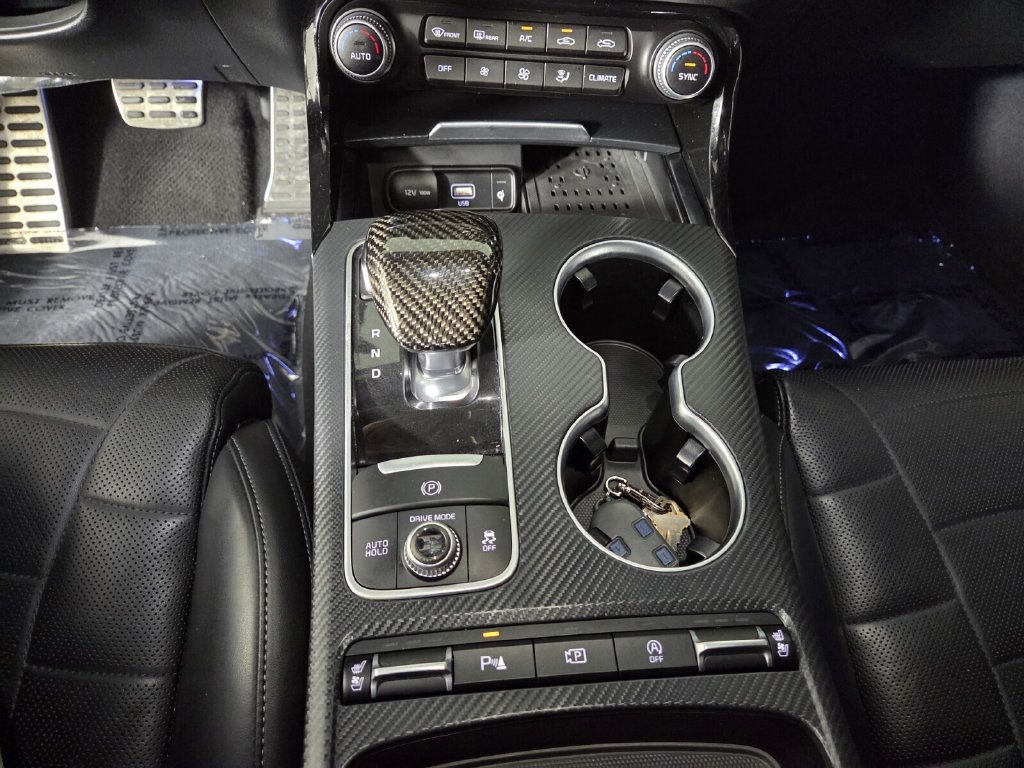 Used 2022 Kia Stinger GT2 w/ Scorpion Package RWD image 18