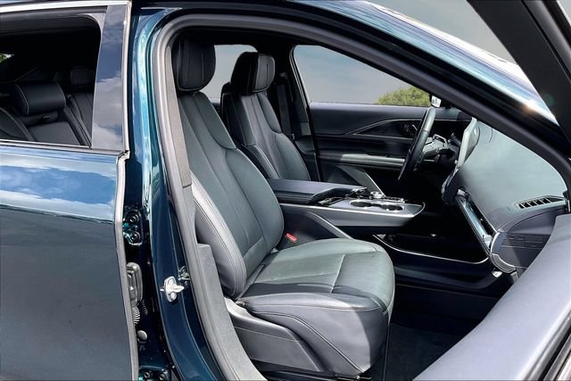 Used 2024 Cadillac Lyriq Luxury w/ LPO, Floor Liner Package AWD/4WD image 29