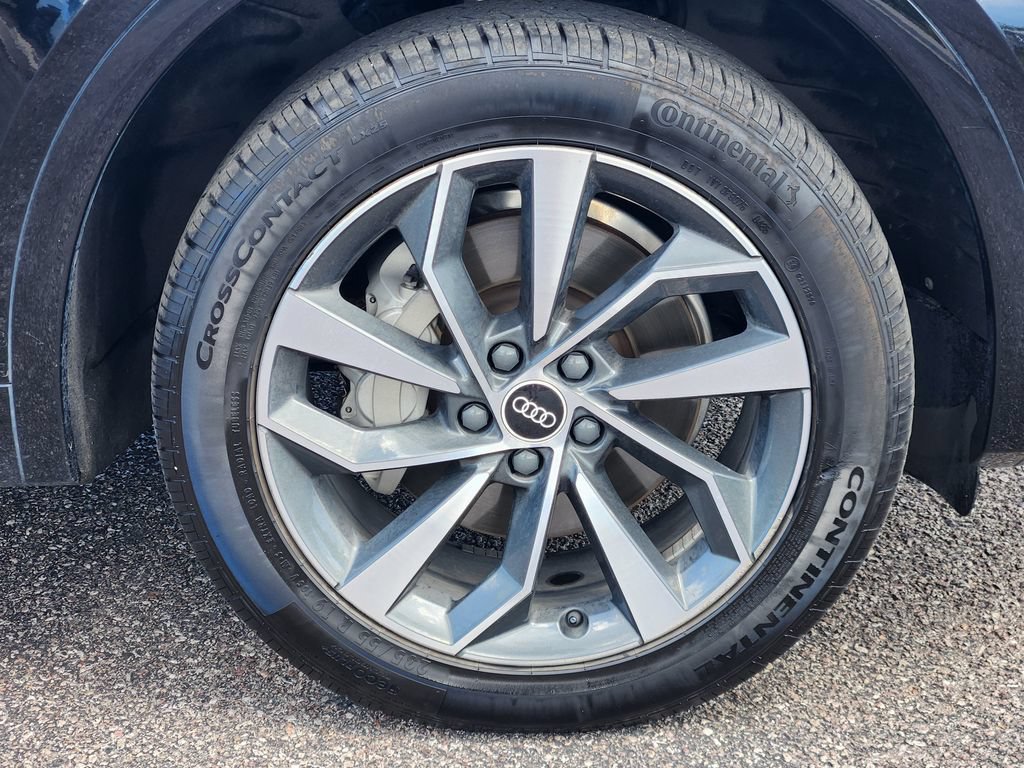 Used 2022 Audi Q5 2.0T Premium AWD/4WD image 30
